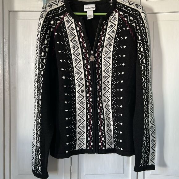 Breckenridge full-zip winter theme cardi - Size M - Picture 6 of 6
